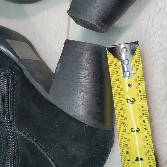 Steve Madden Women "Like New "Milaan Suede Ankle Heels Booties shoes sz 6.5M - Picture 8 of 12